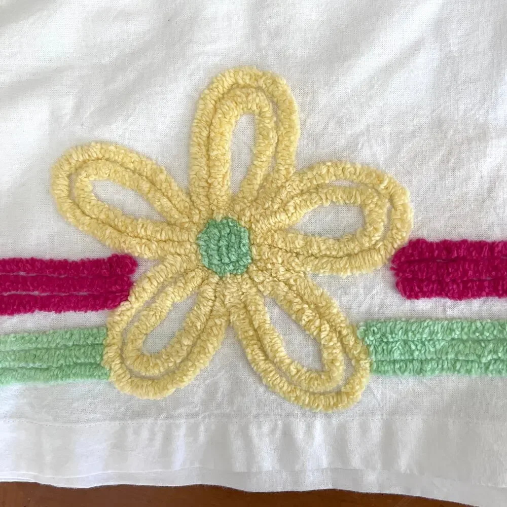 Vintage 90s JCPenney Chenille Daisy Window Valance Retro Yellow Pink Green